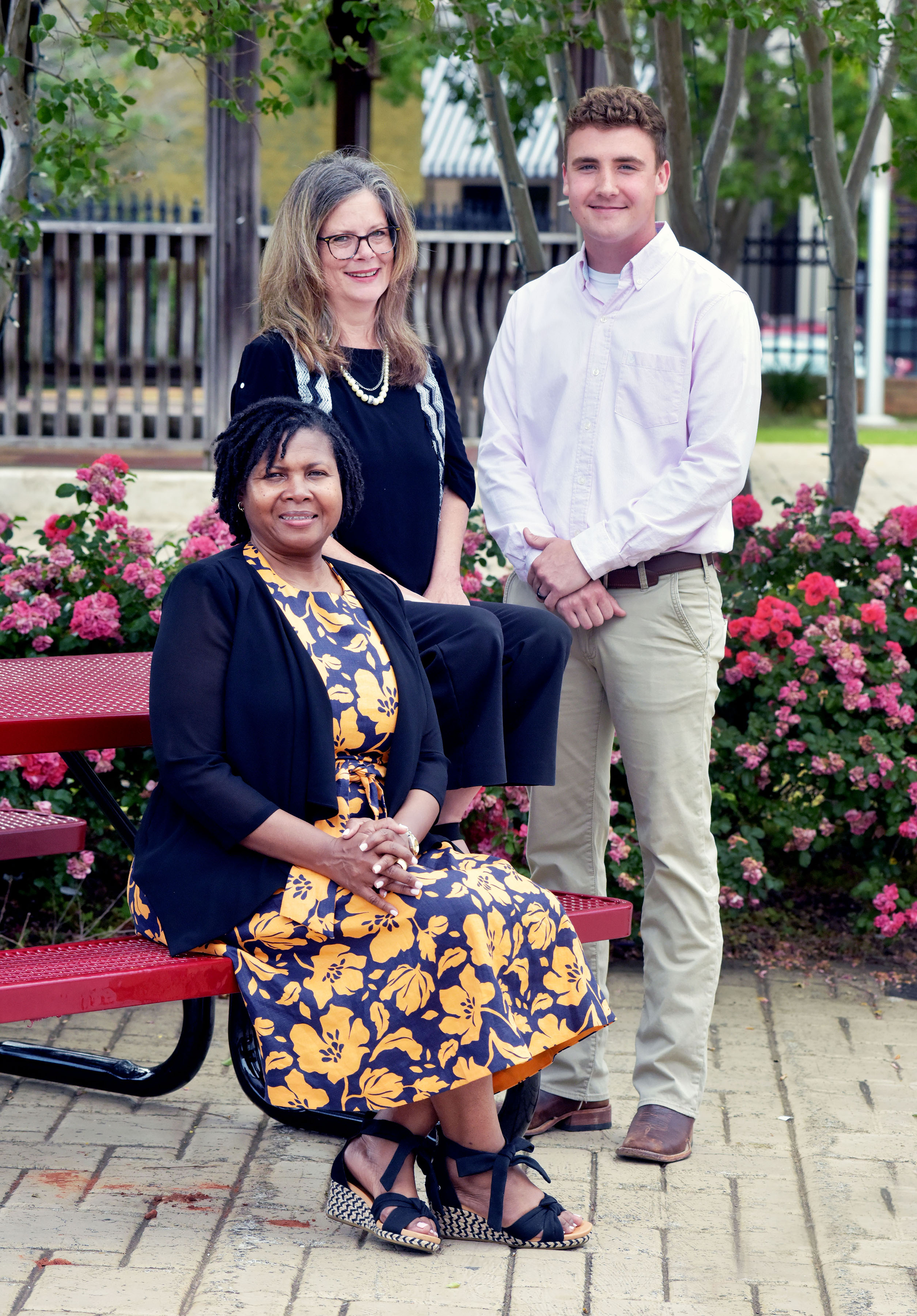 From left to right: Carol Porter, Rhonda Creel and Kyle Ingram are among five outstanding students selected by Mississippi State Faculty for their academic achievements.