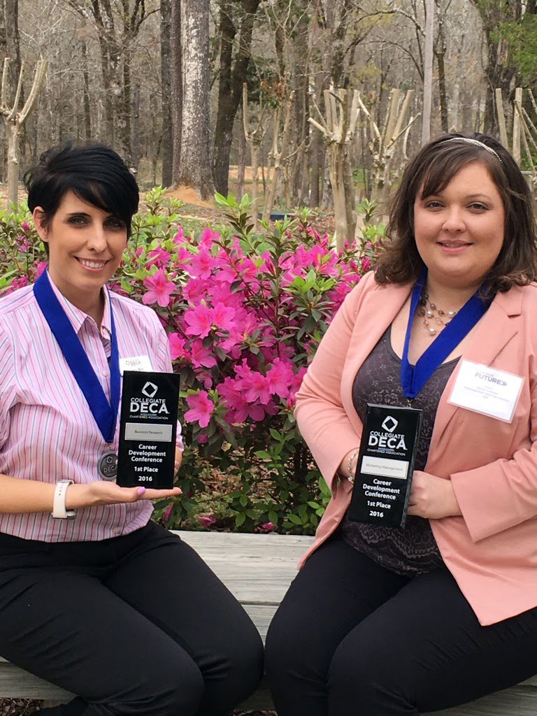 Casey May placed first in Business Research and Melissa Hamilton had a first place finish in Marketing Management at the DECA Winter Leadership Academy in Raymond. 