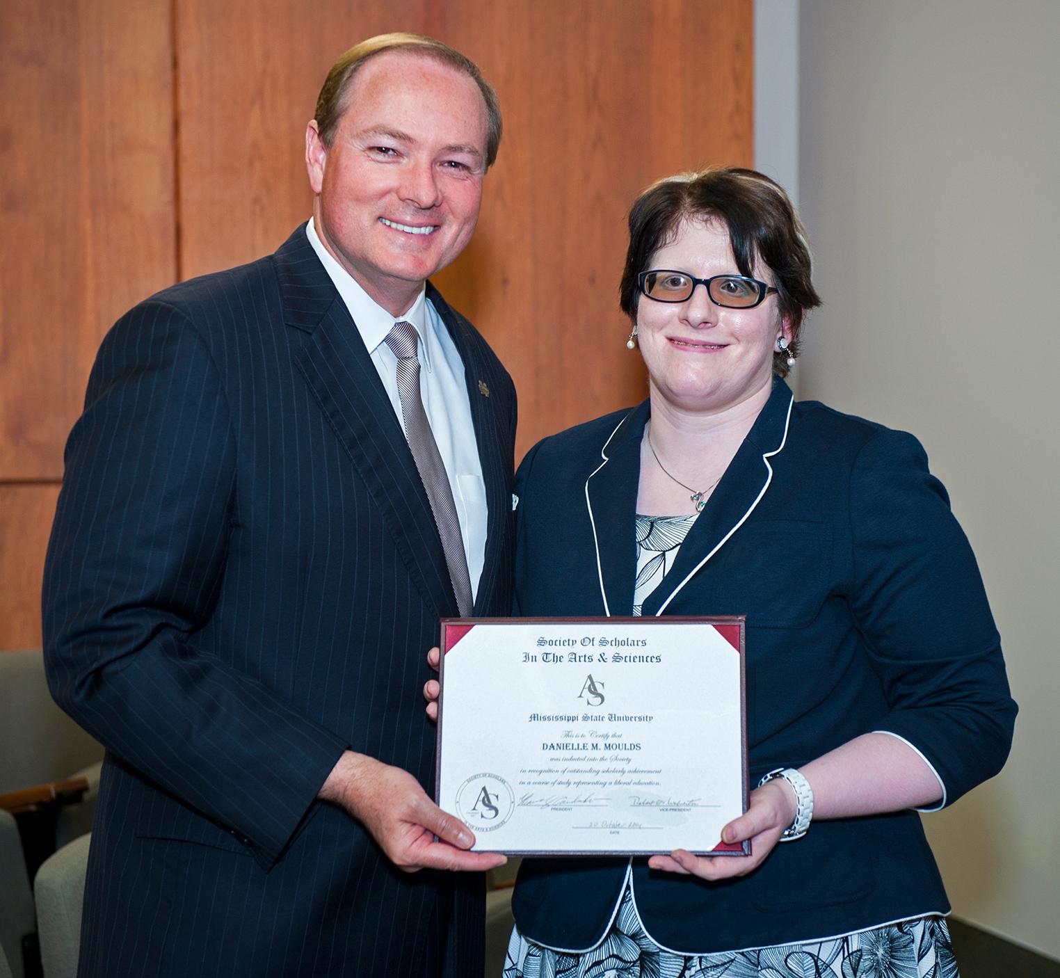 Danielle Moulds - Society of Scholars