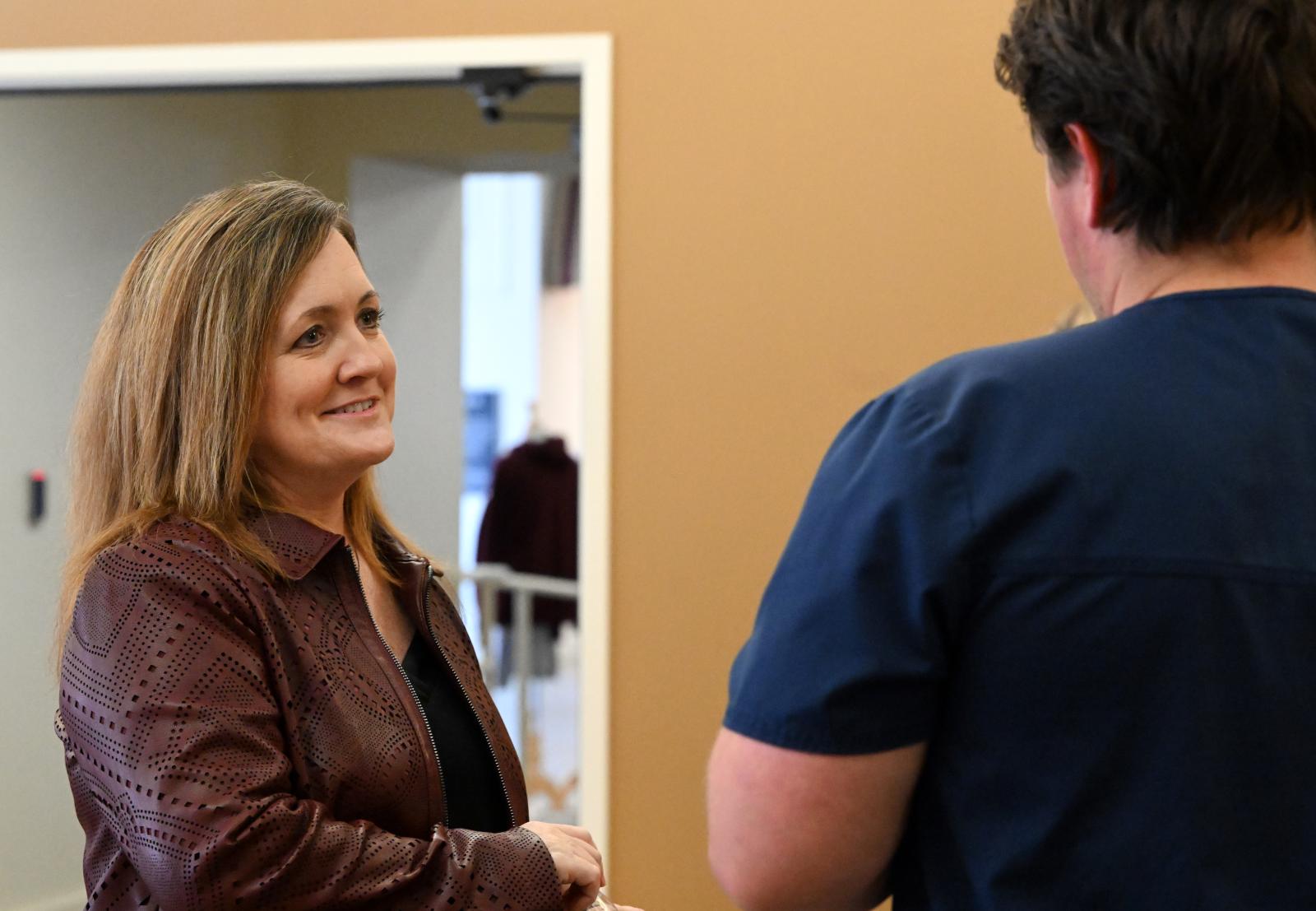 Leslie Clack, the new dean of Mississippi State’s School of Health Professions at MSU-Meridian talks with students at her first Breakfast with the Dean event for students with emphasis on healthy, gluten-free and allergen-free food options.