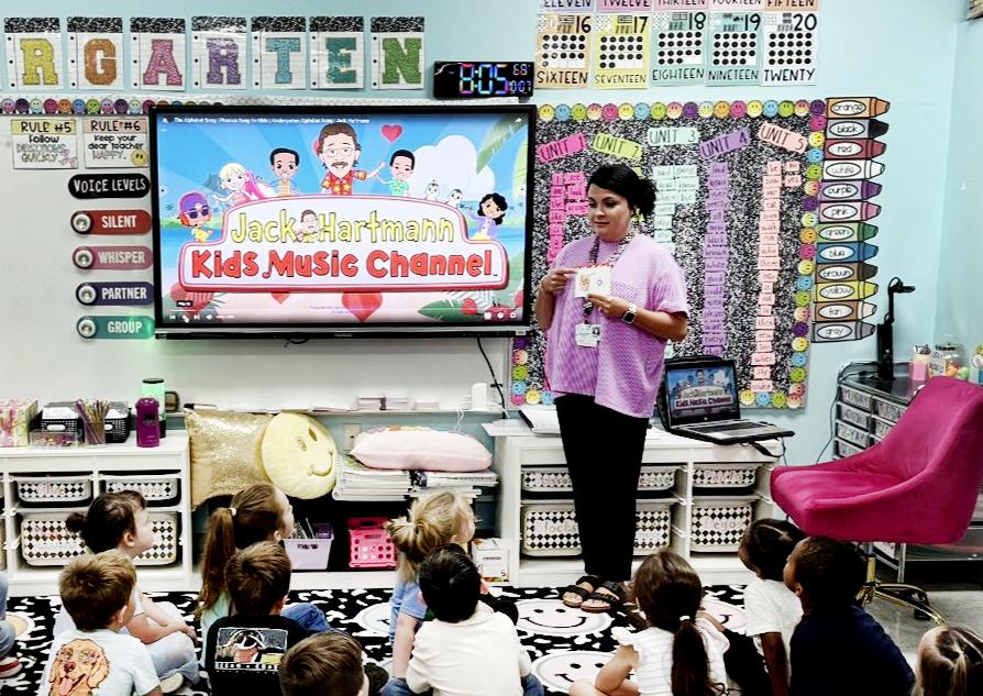 Nicole Cotten, a graduate student in MSU-Meridian’s elementary alternate route program from Bruce, teaches kindergarten at Bruce Elementary School in the Calhoun County School District. (Photo submitted)